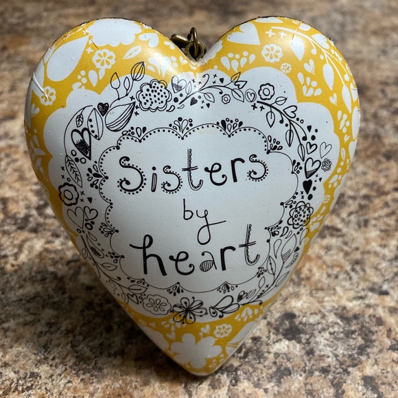 DEMDACO Sisters By Heart Dandelion Yellow Art Hearts Keepsake With Key - Picture 1 of 6